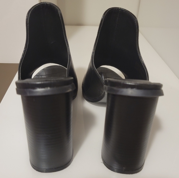 Black Mule Heels Seven7 Size 8 - Picture 3 of 6